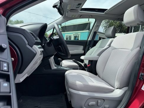 Used 2015 Subaru Forester 2.5i Premium AWD/4WD image 13