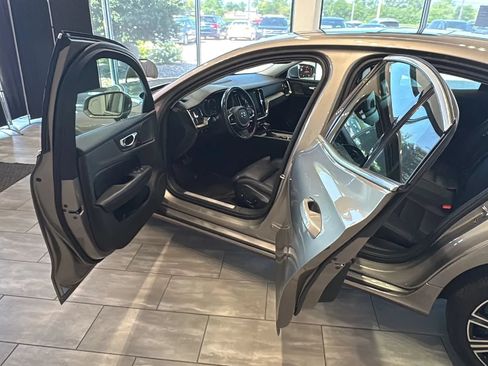 Used 2020 Volvo S60 T5 Inscription FWD image 37