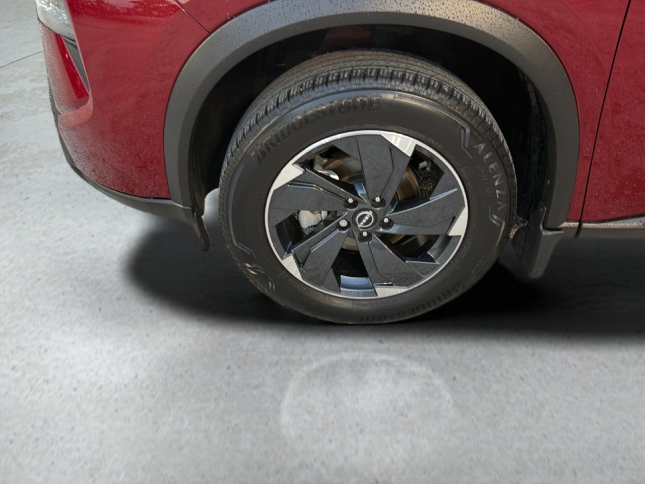 Used 2024 Nissan Rogue SV FWD image 27