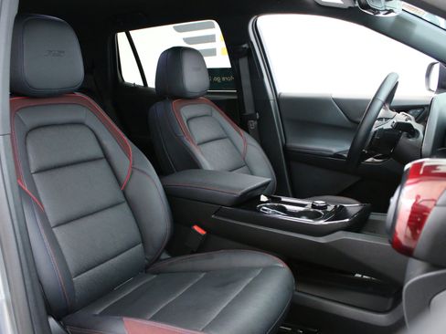 Certified 2025 Chevrolet Equinox RS w/ Safety and Technology Package image 31