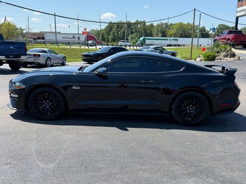 Used 2020 Ford Mustang GT Premium w/ GT Performance Package RWD image 5