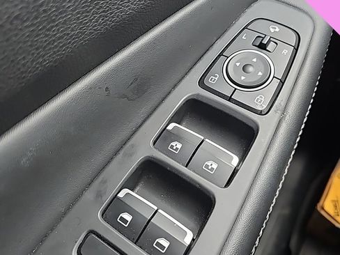 Certified 2022 Hyundai Santa Fe Limited image 23