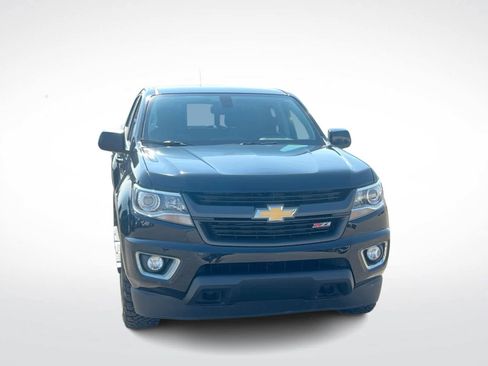 Used 2020 Chevrolet Colorado Z71 AWD/4WD image 3