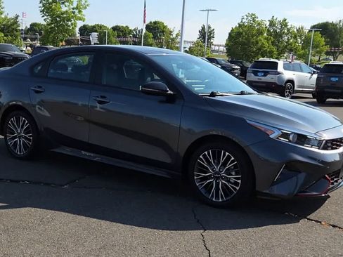 Used 2023 Kia Forte GT-Line w/ GT-Line Premium Package FWD image 2