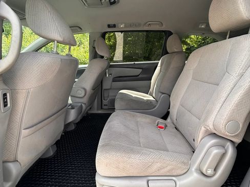 Used 2016 Honda Odyssey SE image 6