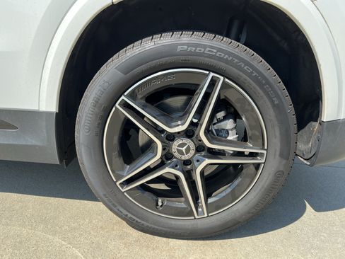 Used 2024 Mercedes-Benz GLA 250 4MATIC image 13