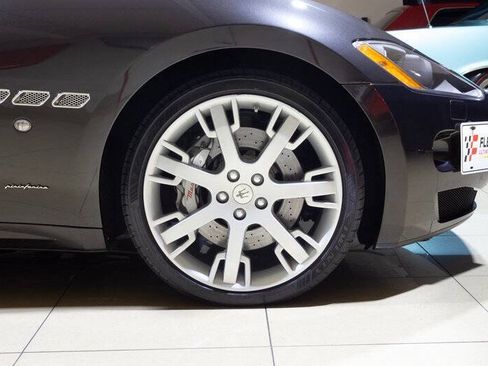 Used 2012 Maserati GranTurismo Convertible RWD image 32