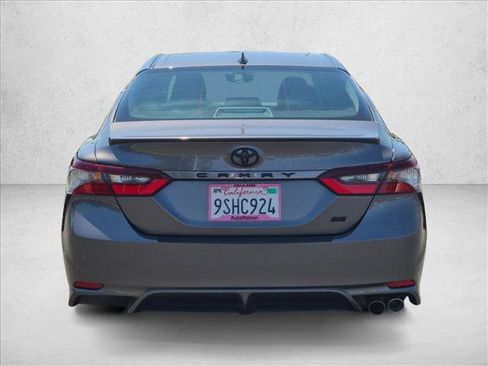 Used 2023 Toyota Camry SE FWD image 7