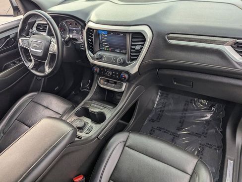 Used 2023 GMC Acadia SLT image 10