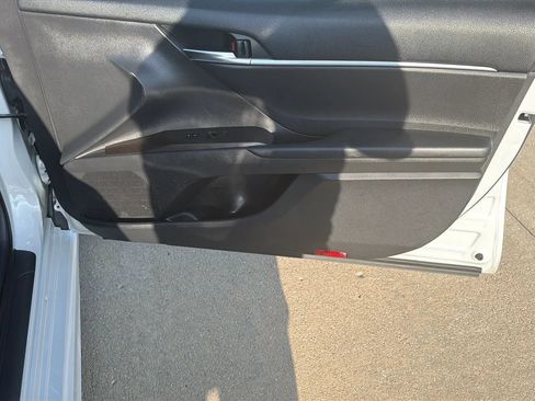 Used 2022 Toyota Camry SE FWD image 81