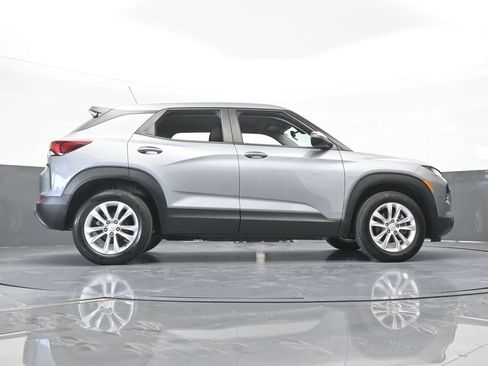 Used 2023 Chevrolet TrailBlazer LS FWD image 59