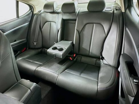 Certified 2023 Genesis G70 2.0T RWD image 11