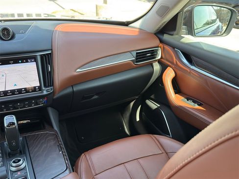 Certified 2022 Maserati Levante Modena S image 30