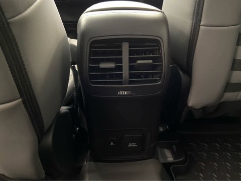 New 2025 Ford Bronco Sport Badlands w/ Badlands Tech Package image 18