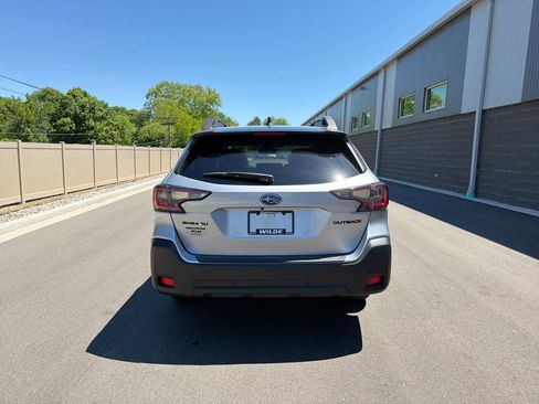 Certified 2024 Subaru Outback Onyx Edition AWD/4WD image 12