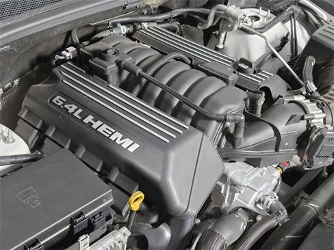 Used 2019 Jeep Grand Cherokee SRT w/ Trailer Tow Group IV image 18