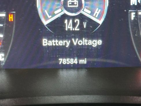 Used 2017 Dodge Challenger SXT w/ Blacktop Package image 19