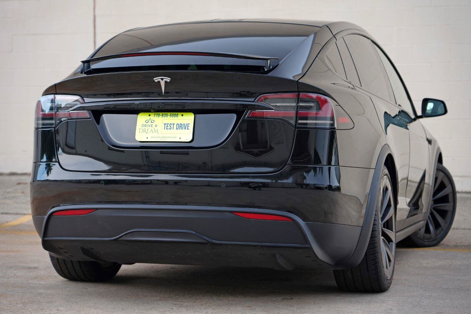 Used 2022 Tesla Model X AWD/4WD image 4