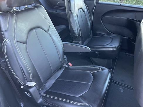 New 2026 Chrysler Voyager LX FWD image 23