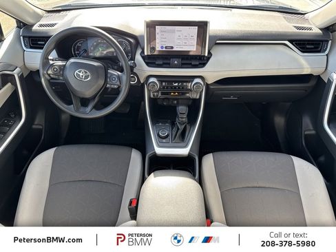 Used 2025 Toyota RAV4 XLE image 13