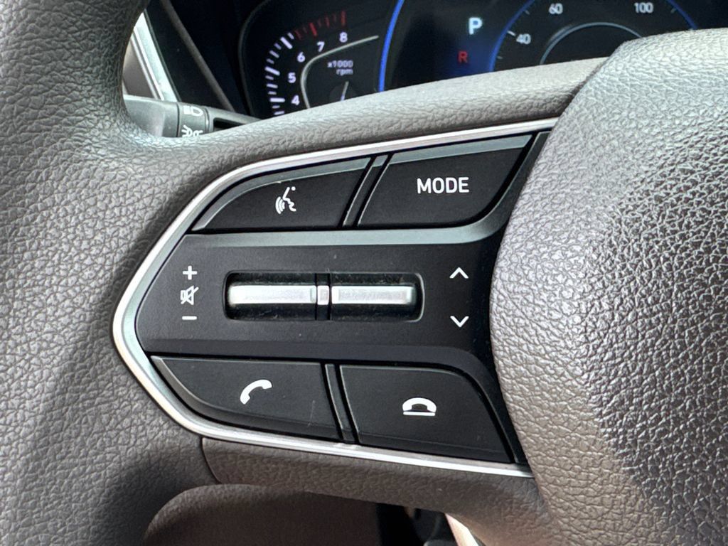 Used 2019 Hyundai Santa Fe SEL FWD image 26