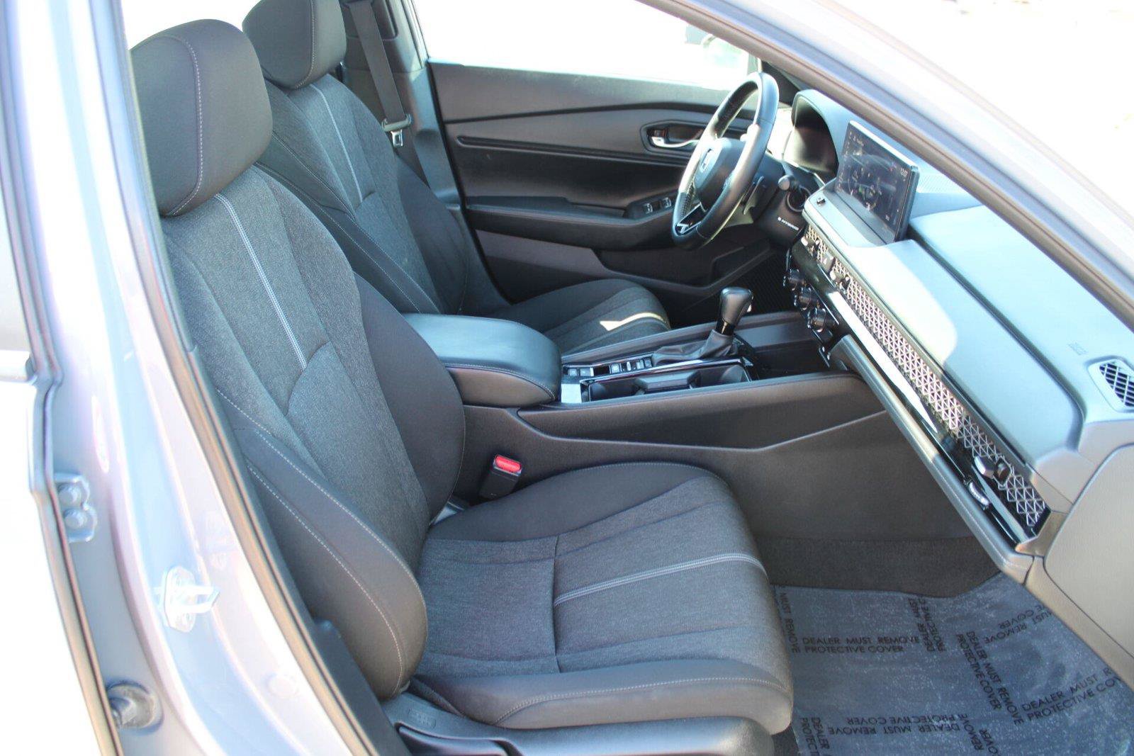 Used 2023 Honda Accord Sport image 11