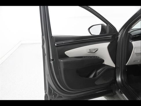 Certified 2023 Hyundai Tucson SEL AWD/4WD image 4