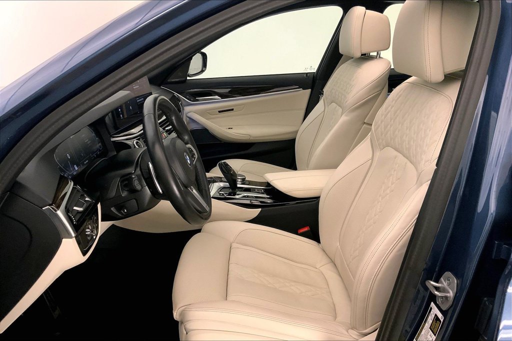 Certified 2023 BMW 530e xDrive w/ Premium Package AWD/4WD image 13