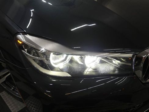 Used 2019 BMW 740i xDrive w/ M Sport Package AWD/4WD image 15