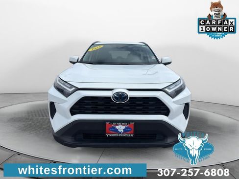 Used 2024 Toyota RAV4 XLE AWD/4WD image 2