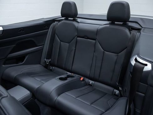 Used 2025 BMW 430i Convertible RWD image 22