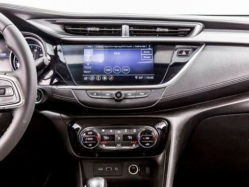 Used 2022 Buick Encore GX Select w/ Sport Touring Package AWD/4WD image 17