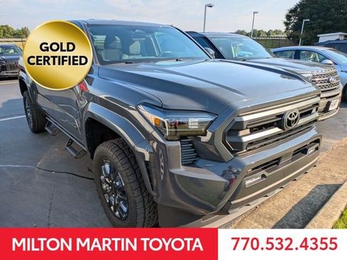 Certified 2025 Toyota Tacoma SR5 AWD/4WD image 2