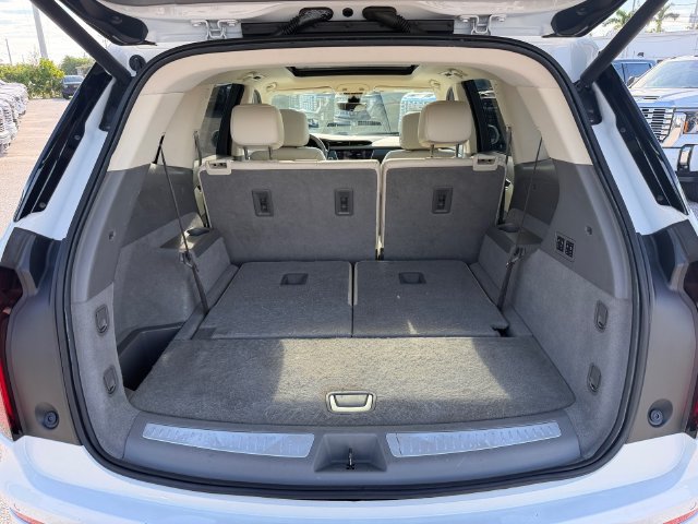 Certified 2020 Cadillac XT6 Premium Luxury FWD image 14