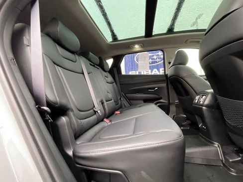 Used 2025 Hyundai Tucson Limited image 14
