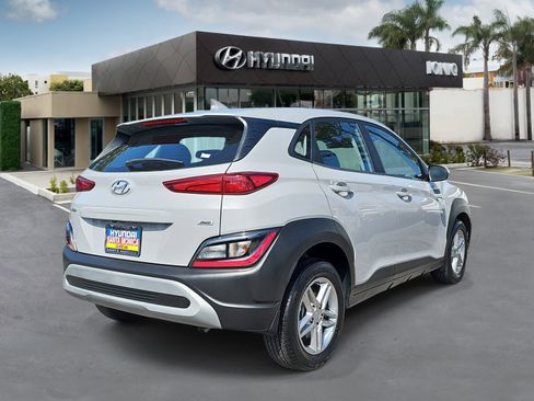 Certified 2023 Hyundai Kona SE AWD/4WD image 3