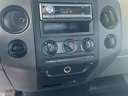 Used 2004 Ford F150 XL image 12