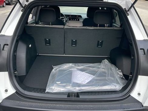 New 2026 GMC Terrain Elevation w/ Technology Package II AWD/4WD image 7