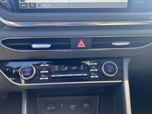 Used 2022 Hyundai Sonata Limited FWD image 22