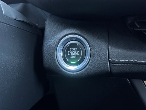 Used 2022 Buick Envision Preferred image 32