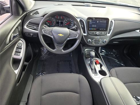 Used 2024 Chevrolet Malibu LT image 20