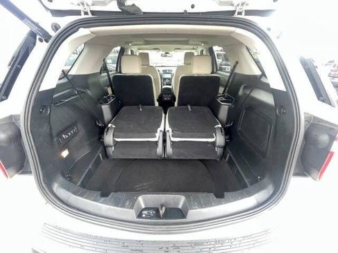 Used 2019 Ford Explorer Platinum AWD/4WD image 14