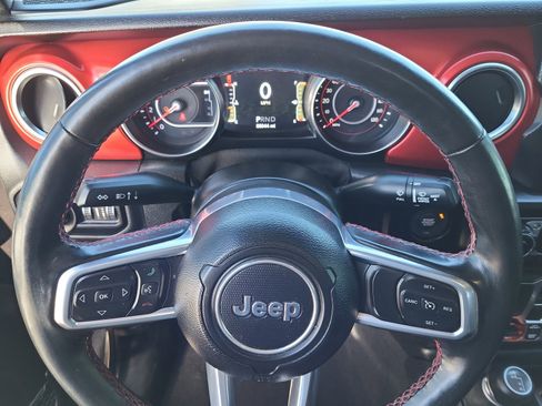 Used 2021 Jeep Gladiator Rubicon image 10