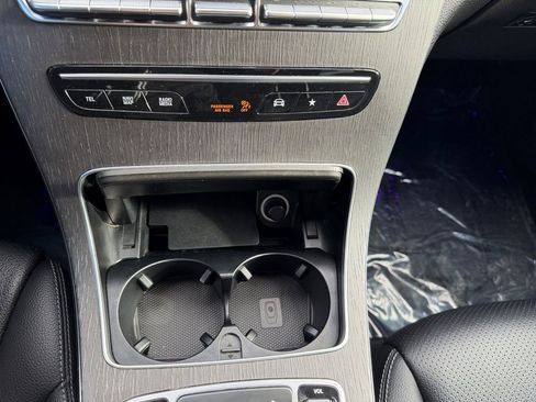 Used 2020 Mercedes-Benz GLC 350e 4MATIC image 22