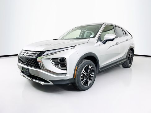 Used 2024 Mitsubishi Eclipse Cross SE AWD/4WD image 3