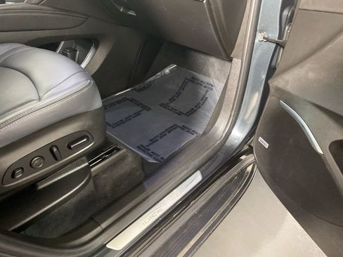 Used 2021 Buick Enclave Premium w/ Sun and Sites Package image 34