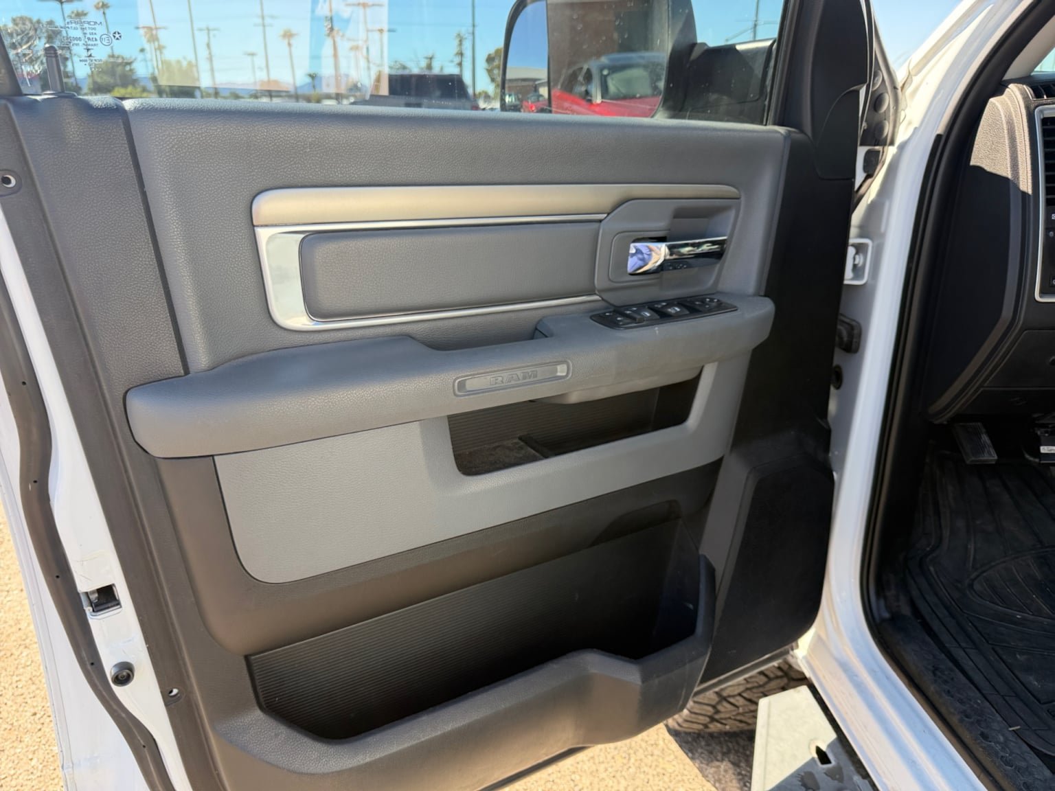 Used 2017 RAM 2500 Big Horn AWD/4WD image 11