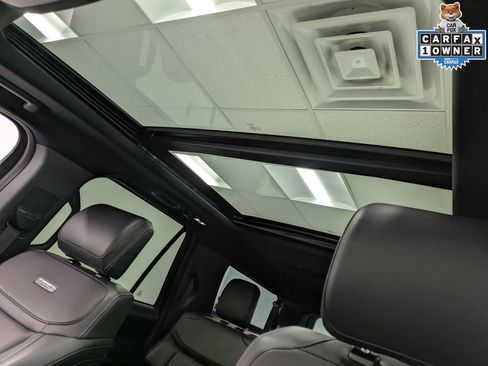 Used 2025 Ford Expedition Max Platinum w/ Stealth Appearance Package image 21