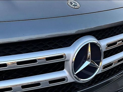 Used 2022 Mercedes-Benz GLB 250 image 57