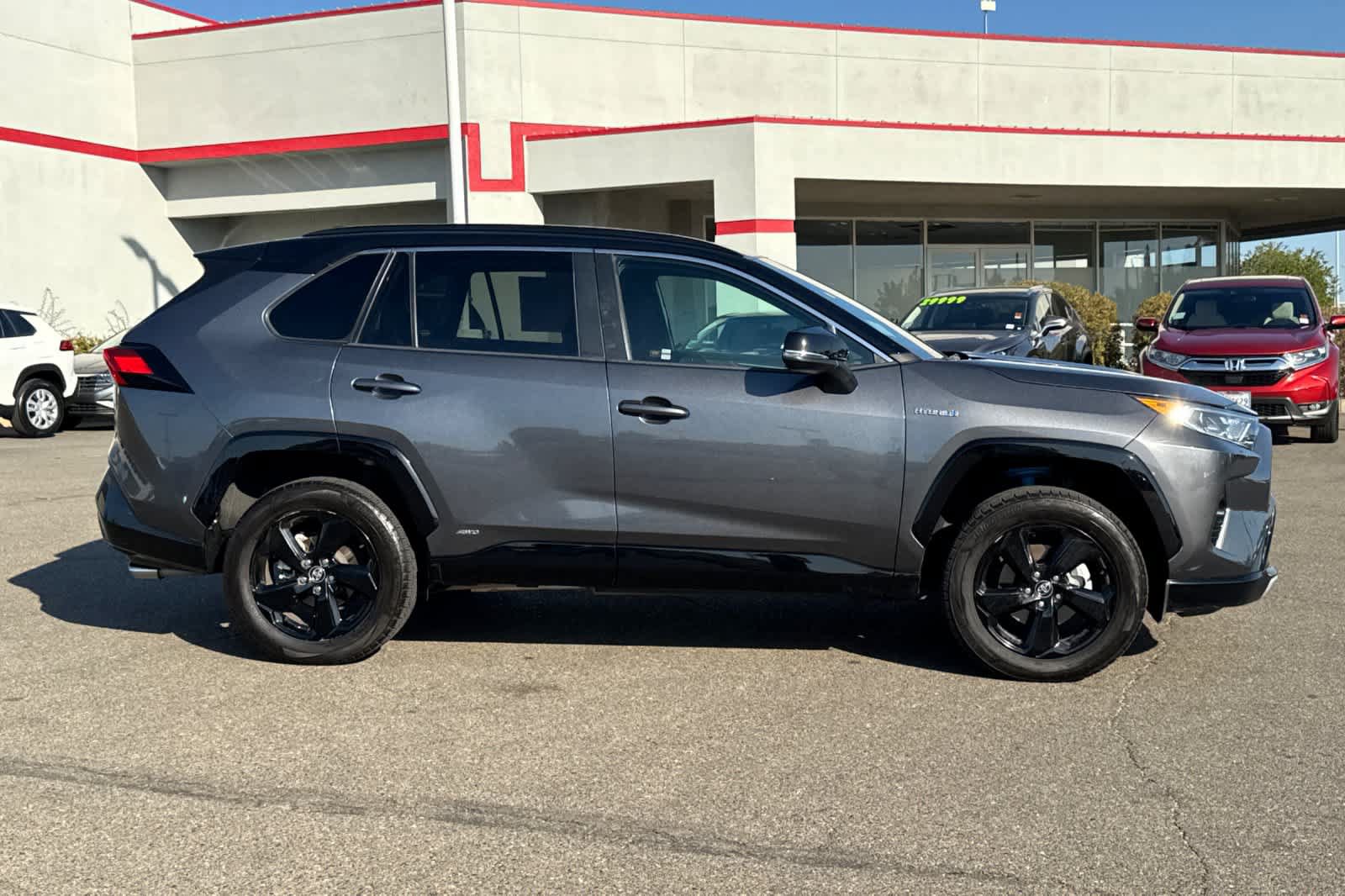 Used 2021 Toyota RAV4 XSE AWD/4WD image 6
